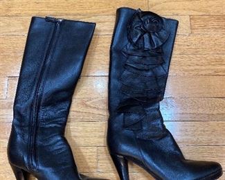 Valentino Black Tall Leather Boots Size 38.5 $450