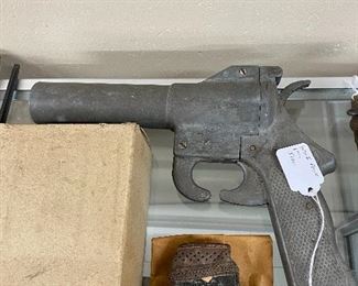 WW2 Flare Gun