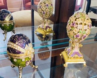 DECORATIVE FABERGE STYLE EGGS