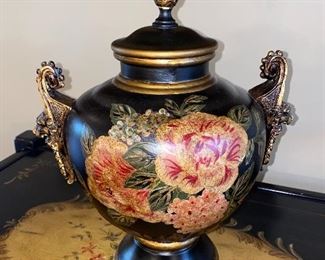BEAUTIFUL LIDDED URN
13.5” HEIGHT
