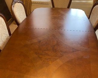 GORGEOUS AMERICAN DREW DINING TABLE WITH 8 CHAIRS (2 EXTRA LEAF AVAILABLE)
74”L x 46”W x 31”H WITHOUT LEAVES