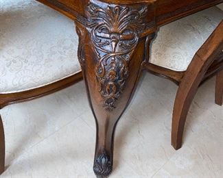 GORGEOUS AMERICAN DREW DINING TABLE WITH 8 CHAIRS (2 EXTRA LEAF AVAILABLE)
74”L x 46”W x 31”H WITHOUT LEAVES