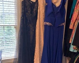 WOMENS DRESSES