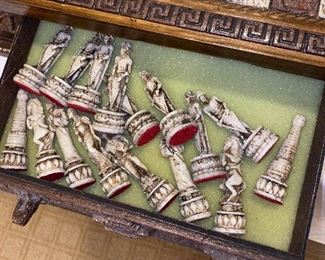CHESS SET
