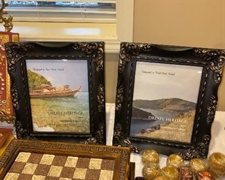 PICTURE FRAMES
