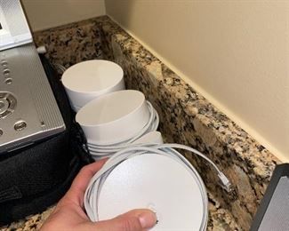 GOOGLE WIFI EXTENDER