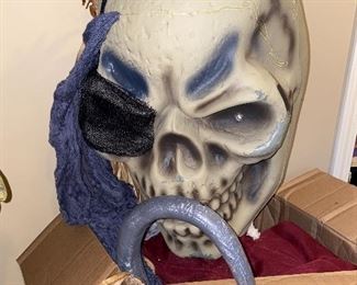 HALLOWEEN DECORATIONS