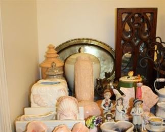 DECOR/BATHROOM ACCESSORIES