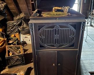 . . . this is a wonderful phonograph cabinet in great shape