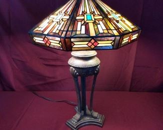 Tiffany Style Table Lamp
