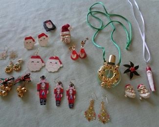 vintage Christmas jewelry