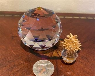 Swarovski Crystal paperweight and mini pineapple