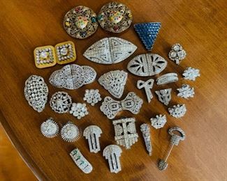 Very nice selection of vintage rhinestone jewelry including some by Weiss, Lisner, Coro and more