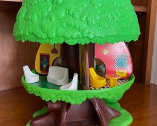 1975 Kenner General Mills Tree Tots Family Tree House