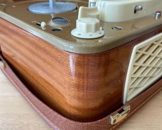 Very Cool vintage Tandberg Tape Recorder Model 2 T made in Norway and in excellent vintage condition!