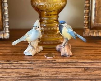 Vintage Tay Italy porcelain birds