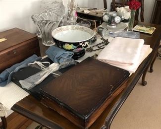 Dining Room Table with 6 Chairs