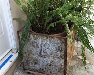 Metal Plant Box