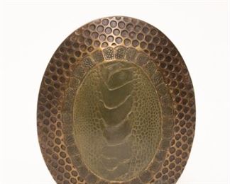 Classic oval vase by R&Y Augousti Paris. Inlaid in a mixture of shell and bronze-patina brass. 