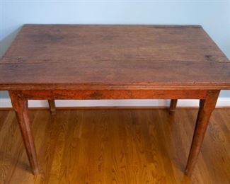 Same as in previous photo. Table is 49 1/2" x 29 1/2" x 30" tall