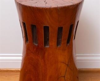 Round wooden stump table 13 ½" diameter x 22" tall