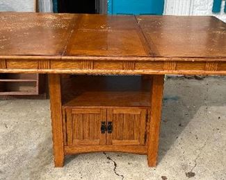 Expandable Modern Kitchen Island / Table