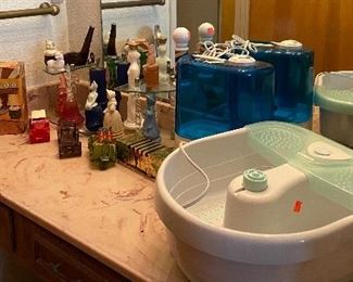 Vintage Avon Bottles Collectibles, Face Mirror, Foot Bath, Vaporizer