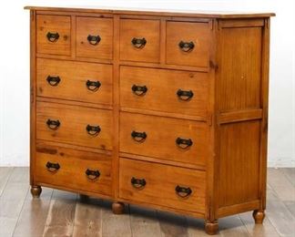 Modern Wooden Distressed Pine Large 10-Drawer Dresser