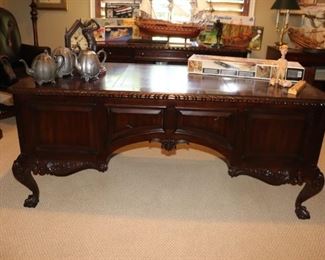 Ball & Claw Desk
BY HOOKER FURNITURE 60" x 30 1/4