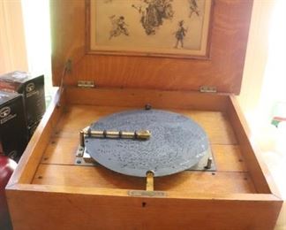 Antique 1880's Regina Disc Musical Box DOUBLE COMB DISC