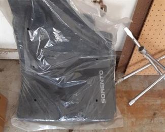 Kia Sorento inside winter floor mats $5