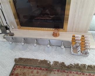 Bathroom light fixture $10