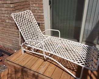 Outdoor patio lounge chair $5