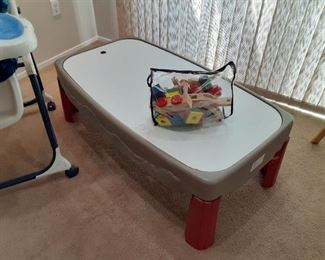 Little Tikes toy trains station with cover $75