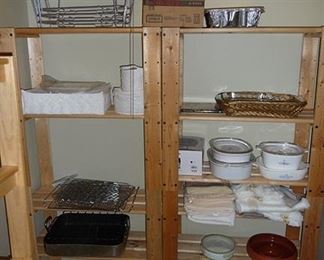 Shelves & Kitchen Items