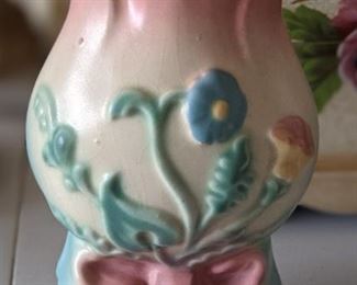 Hull: Floral Pink/Green Vase