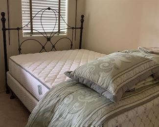 Queen Bed, Queen Mattress/BS, Queen Bedding Set