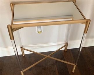 GOLD MIRRIR TABLE 23”H   14”W