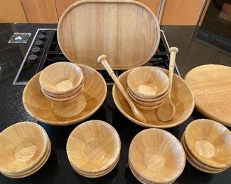 Marketplace Wood Salad Serving Sets and Trays. Be ready for your next gathering with this great items!

Two Salad Bowls
One set of serving utensils
20 salad salad bowls
Platter measuring 20" x 13" 
Lazy Susan measuring 15" 