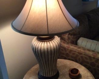 Ribbed Jar Lamp