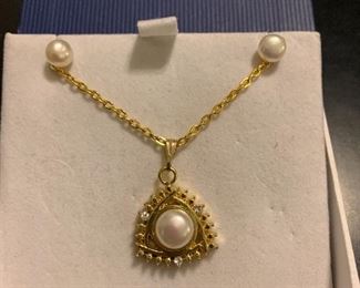 Gold plated CZ and Cultured pearl pendant and earrings w/necklace - $5