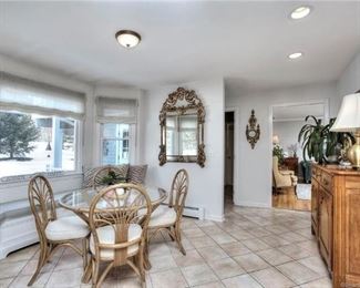 Dining table and Mirror