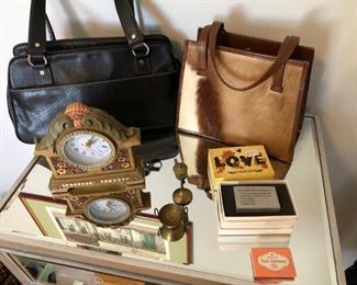 Kate Spade + more on a cute mirrored side table