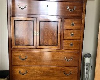 NATIONAL MT. AIRY 7 Drawer Dresser with cupboard
