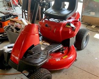 Craftsman R110 Riding Lawn Mower