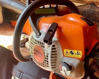 Stihl MS 211 Chainsaw
