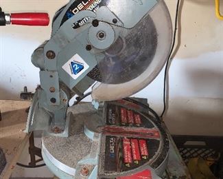 Delta Compound Miter Saw
