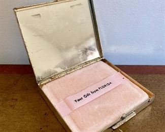 Vintage compact