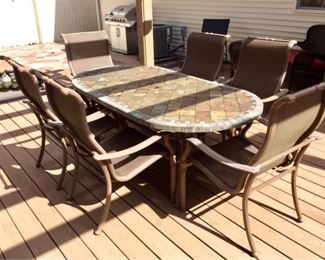 KAMA100 Outdoor Table Chairs