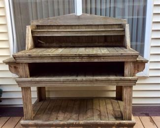 KAMA103 Suncast Potting Bench